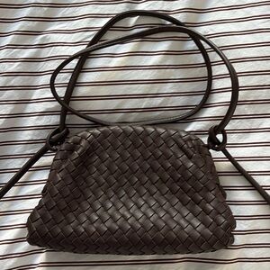 Quince Italian Leather Handwoven Pouch Crossbody Clutch - brown, EUC